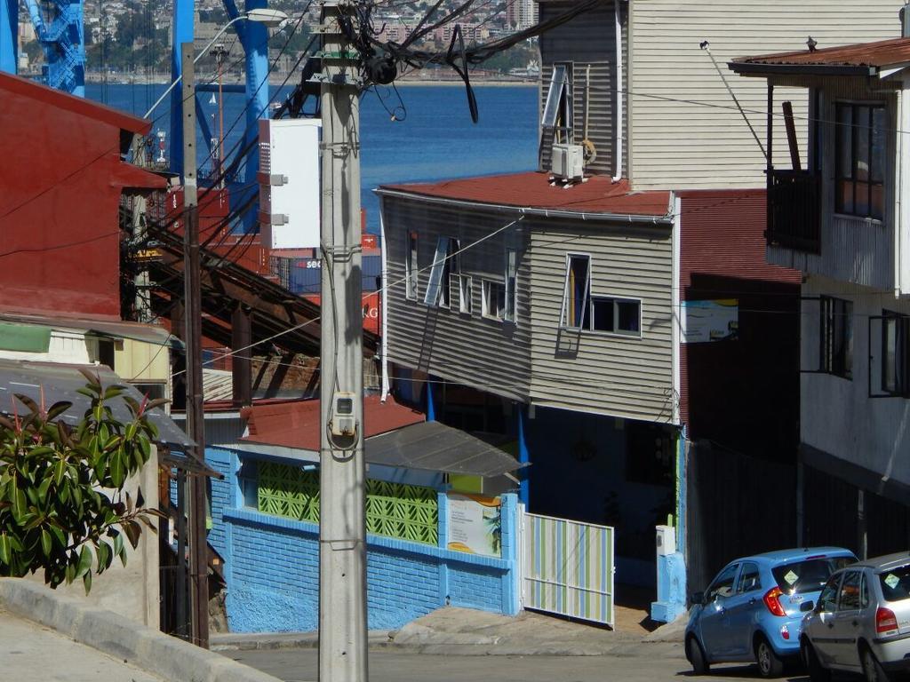 Hostal Recuerdos De Familia Valparaiso Bagian luar foto